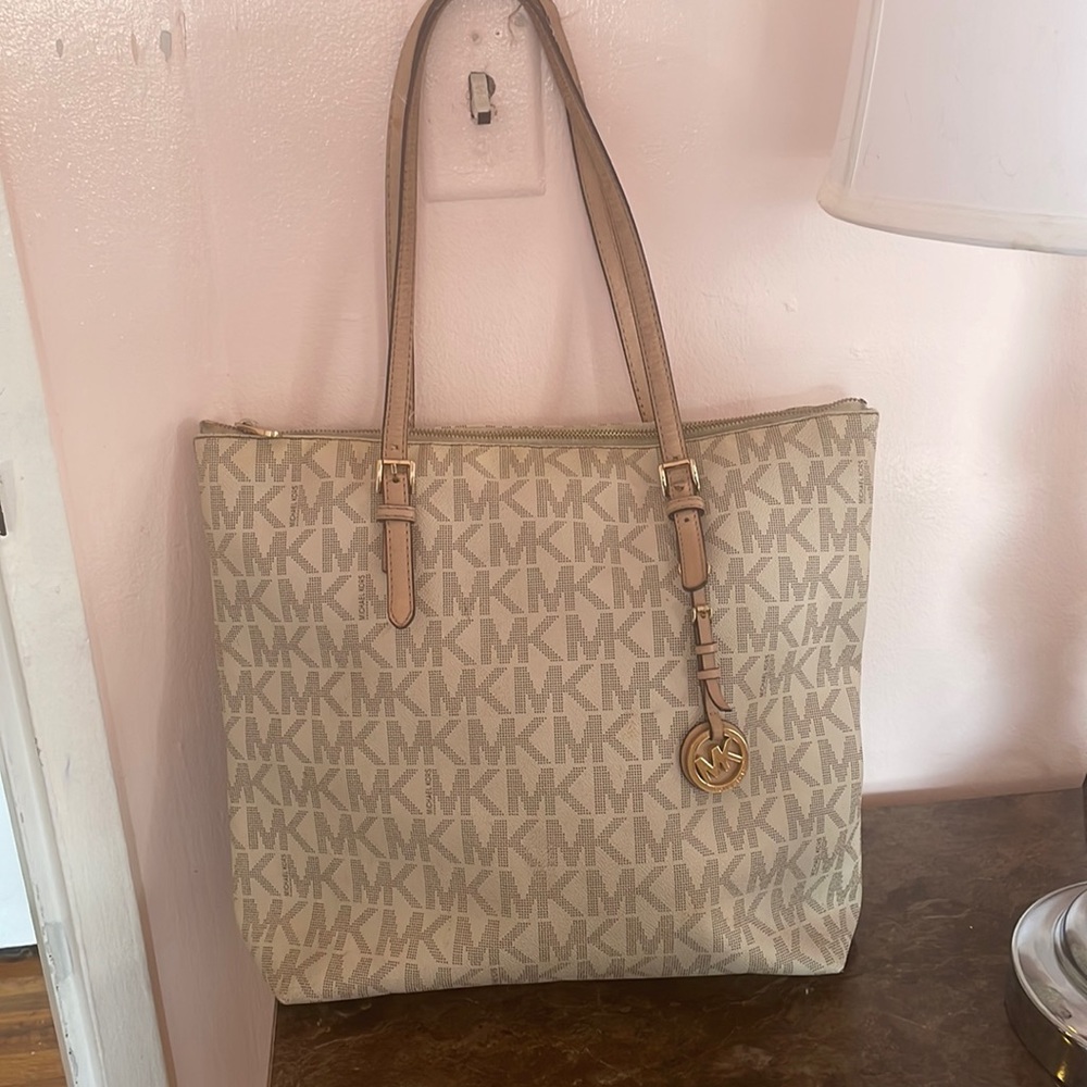 Michael kors tote bag